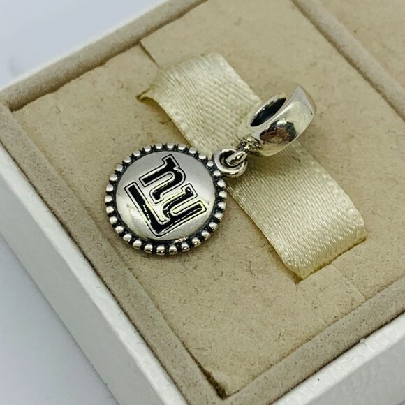 🧜🏾‍♀️🎀Pandora New York Giants Exclusive Dangle Charm  Pendant, S925 - Picture 2 of 4